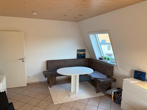 Foto - 1 Zimmer Dachgeschoßwohnung zur Miete in Herscheid