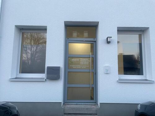 Foto - Modernes Büro in Ehringshausen, 9 Zimmer inkl. Küche, 2x WC, 2 Pa