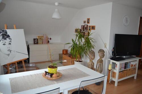 Foto - 2 Zimmer Dachgeschoßwohnung in Bruchköbel