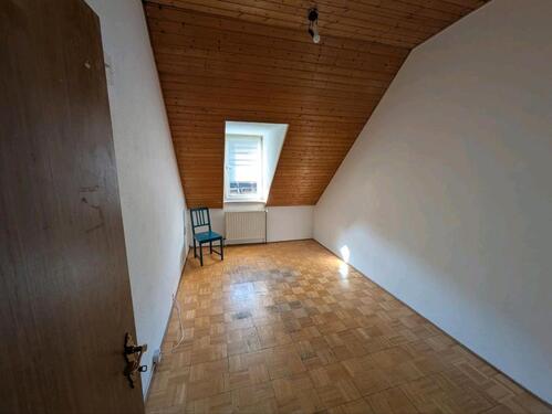 Foto - 4 Zimmer Dachgeschoßwohnung zur Miete in Karlsruhe