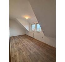 3-Raum Wohnung in Haina - 480,00 EUR Kaltmiete, ca.  93,00 m² in Meiningen (PLZ: 98617)