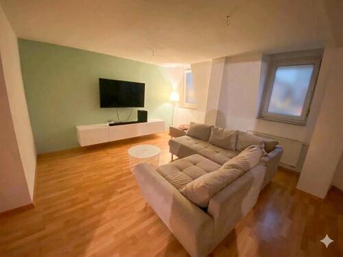 Foto - 3-Zimmer-Wohnung mit Balkon, Einbauküche & Gäste-WC