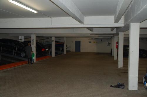 Foto - Tiefgaragenstellplatz Parkplatz Stellplatz zu vermieten