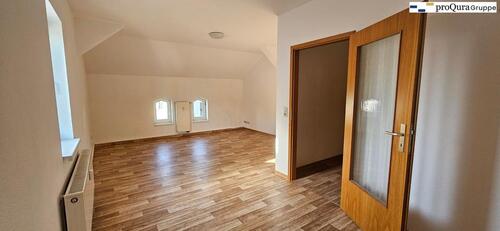 Foto - Charmante Dachgeschosswohnung - 360,00 EUR Kaltmiete,