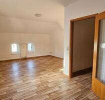 Charmante Dachgeschosswohnung - 360,00 EUR Kaltmiete, in Mühlhausen (Thüringen) (PLZ: 99974)