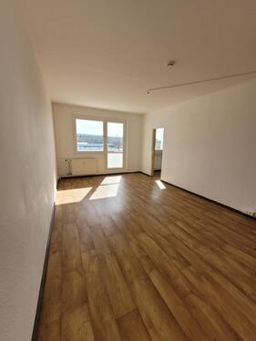 Foto - Helle 3-Zimmer-Wohnung mit traumhaftem Ausblick und Aufzug im Haus