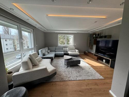 Foto - Moderne und möblierte 4 Zimmer Wohnung mit Balkon