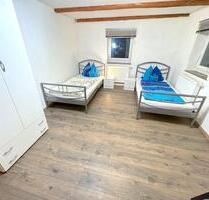 EinzelDoppelzimmer in WG direkt in Landau zu vermieten! - Landau an der Isar