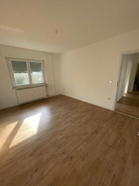 Foto - Helle moderne 3-Zimmer-Wohnung mit Balkon zu vermieten