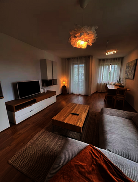 Foto - Exklusive voll möblierte 3 Zi Wohnung mit Balkon & TG Stellplatz