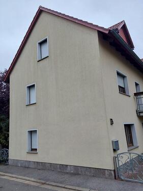 Foto - Zweiteiliges Wohnhaus mit großem Potenzial