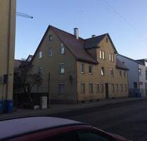 B015 1-L Zentrumsnahe 3-Zimmerwohnung mit Terrasse - Schwäbisch Gmünd