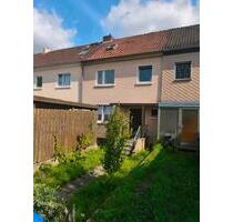 Reihenmittelhaus zu vermieten - 1.100,00&nbsp;EUR Kaltmiete, ca.&nbsp; 85,00&nbsp;m&sup2; in Hameln (PLZ: 31789) Kernstadt