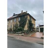 sanierungsbedürftiges Mehrfamilienhaus im Zentrum von Laage