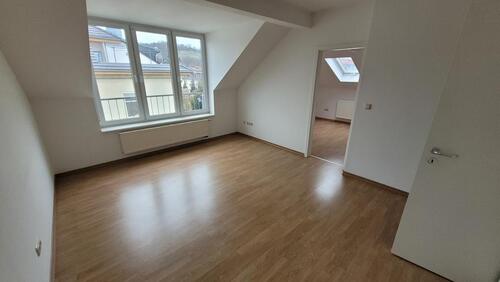 Foto - RADEBEUL 3- Zimmerwohnung - 440,00&nbsp;EUR Kaltmiete, ca.&nbsp; 62,00&nbsp;m&sup2;