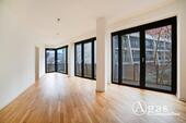 Foto - Großzügig geschnittene 2 Zimmer Wohnung mit ca. 78m², EBK und Balkon in Mitte!