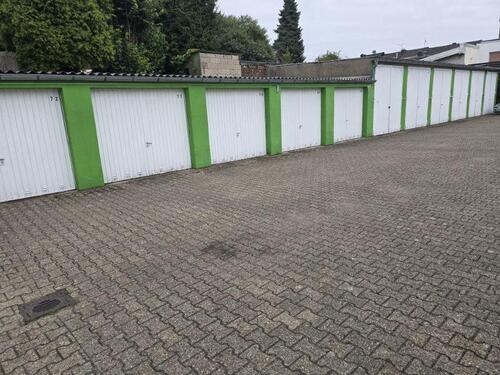 Foto - Hochgaragen XXL für WohnwagenVW BUSSUV zum Aktionspreis verfügbar!