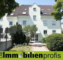 H-51054 - Renoviertes Dachgeschoss-Appartement mit TG-Stellplatz - Hof Neuhof