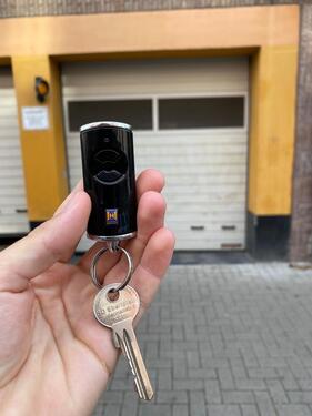 Foto - Tiefgaragenstellplatz in zentraler Lage