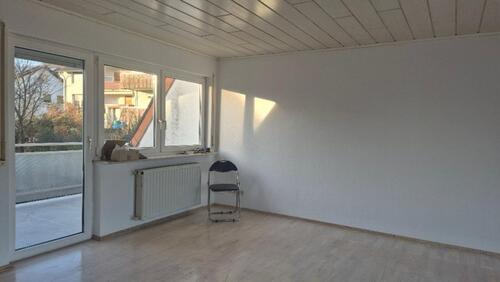 Foto - Helle 4-Zimmer-Wohnung mit 2 Balkons in Königsbach