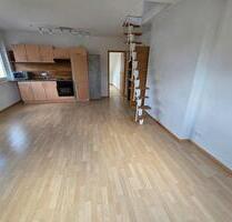 2 Zimmer Dachgeschoss - 650,00&nbsp;EUR Kaltmiete, ca.&nbsp; 40,00&nbsp;m&sup2; in Hannover (PLZ: 30419) Herrenhausen-Stöcken