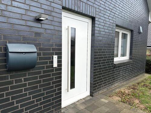 Foto - Lichtdurchflutete 3-Zimmer Wohnung mit Carport