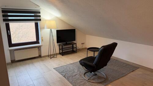 Foto - Moderne & helle 2 Zimmer Dachgeschoßwohnung, 40 m² Wohnfläche