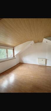 Foto - 3 Zimmer Dachgeschoßwohnung zur Miete in Riegelsberg