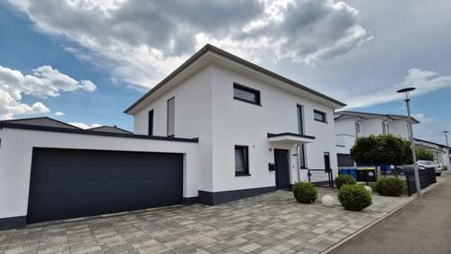 Foto - Moderne, neuwertige Stadtvilla in ruhiger Familienlage