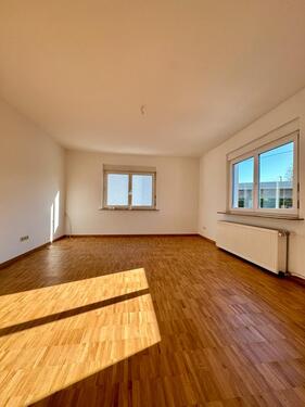 Foto - Attraktive 4 Zimmer Wohnung mit Echtholzparkett in Zuffenhausen