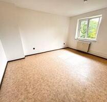 Helle 2-Zimmer-Wohnung mit Blick ins Grüne – sofort bezugsfrei - Fürth Eigenes Heim