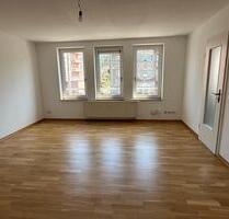 ***Schöne 3-Zimmerwohnung mit Wannenbad und Abstellkammer*** EBK möglich! - Chemnitz Helbersdorf
