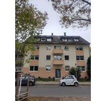 Großzügige, komplett sanierte DG-Wohnung in Essen Katernberg