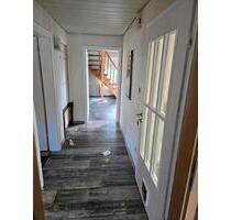 Dachgeschoss Wohnung - 800,00 EUR Kaltmiete, ca.  80,00 m² in Freudenberg (PLZ: 57258)