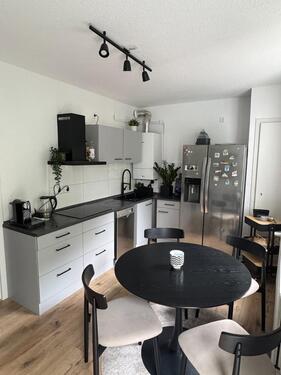 Foto - Frei Hannover Mitte BALKON Einbauküche Waschmaschine TEILMÖBLIERT