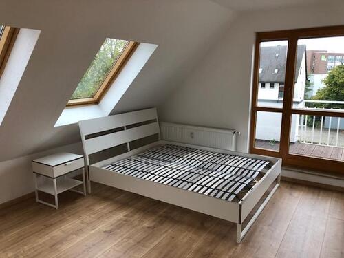 Foto - Möblierte 1 ZW mit Balkon, EBK, Flur, Bad und TG-Stellplatz, Weikershofer Str. 11, Nbg, Top Zustand