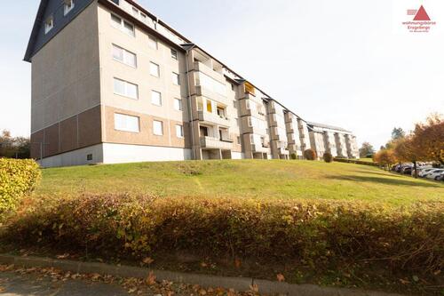 Foto - 3-Raum-Wohnung mit Einbauküche und toller Aussicht über Geyer!!!