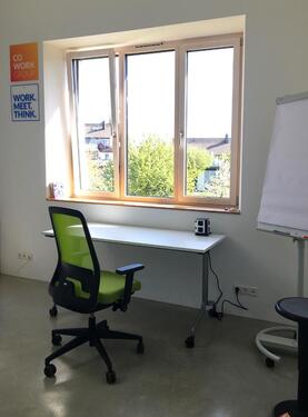Foto - Vollausgestattetes Büro Quickstep: Barrierefrei, Dachstuhl-Charme, Obstgartenblick