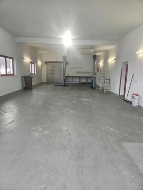 Foto - Halle Werkstatt Hobbiegarage garage