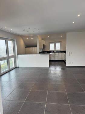 Foto - Moderne 3-Zimmer Dachgeschoss Wohnung in 91341 Röttenbach