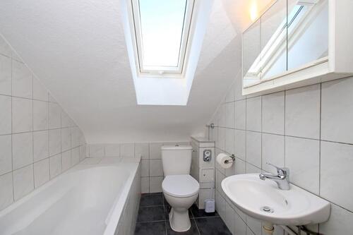 Foto - 1 Zimmer Dachgeschoßwohnung zur Miete in Mannheim