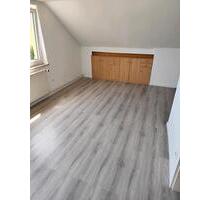 2-Zi. Dachgeschosswohnung Oberursel-Weißkirchen - Oberursel (Taunus)