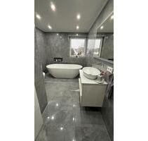 Reihenmittelhaus (Haus) im Zentrum von Burghausen zu verkaufen.