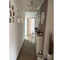 Helle 3-Raum-Wohnung – 80 m², saniert & mit Stellplatz! - Eisenberg