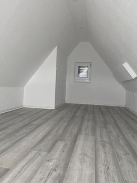 Foto - 2,5-Zimmer-Wohnung in Ötisheim – gepflegt & ruhig gelegen