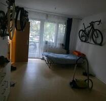 Einraumwohnung zu vermieten ab 1 Juni unbefristet LESEN!!!!!!!! - Berlin Marzahn-Hellersdorf
