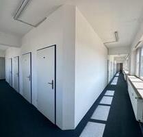 Lagerflächen in verschiedenen Grössen in Stadecken Elsheim - Stadecken-Elsheim