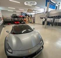 Stellplätze für hochwertige Oldtimer zu vermieten in Köln