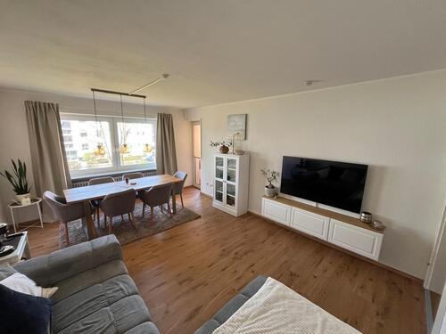 Foto - Modernisierte 3-Zimmer-Wohnung in ruhiger Lage in Haunstetten