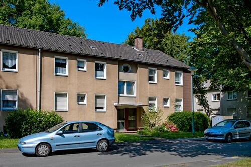 Foto - Demnächst frei! Modernisierte 3-Zimmer-Balkonwohnung in Duisburg Wehofen